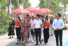 Khảo sát sản phẩm du lịch Công viên nước Sun World Hà Nam